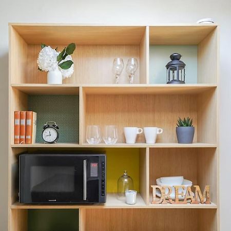Studio Sous Les Toits Tres Bien Place Et Climatise Montpellier Dış mekan fotoğraf
