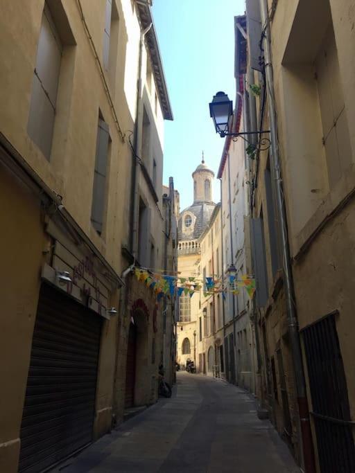 Studio Sous Les Toits Tres Bien Place Et Climatise Montpellier Dış mekan fotoğraf